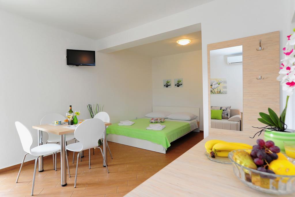 Apartments Ka - Ro Bibinje Room photo